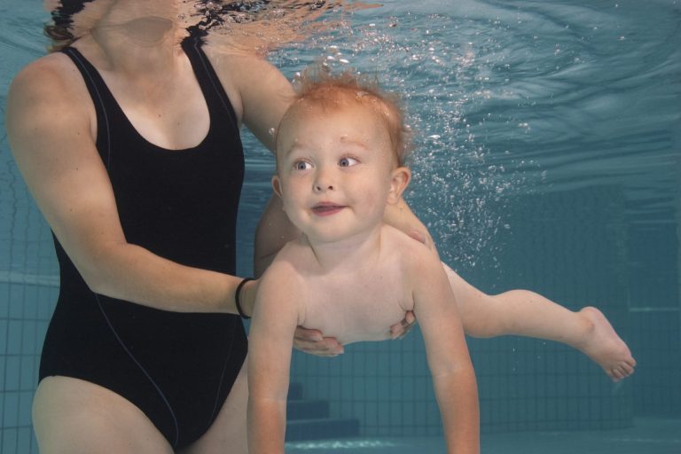 Babyschwimmen 